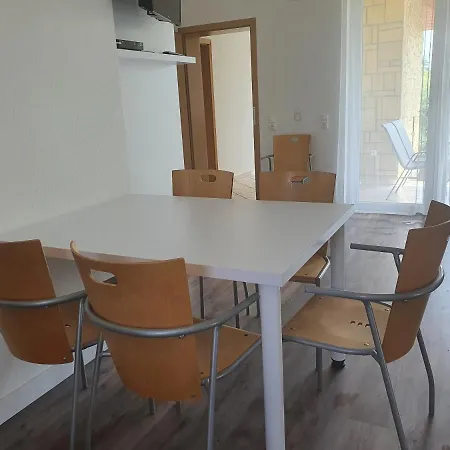 Maja Apartmanhaz