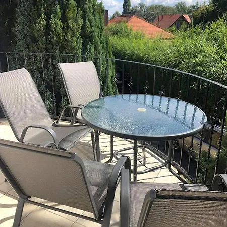 Maja Apartmanhaz Lejlighed *