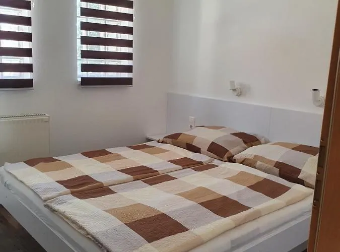 Maja Apartmanhaz 公寓 巴拉通雷勒